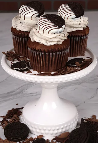 CC-000F Tres leche cucpcake