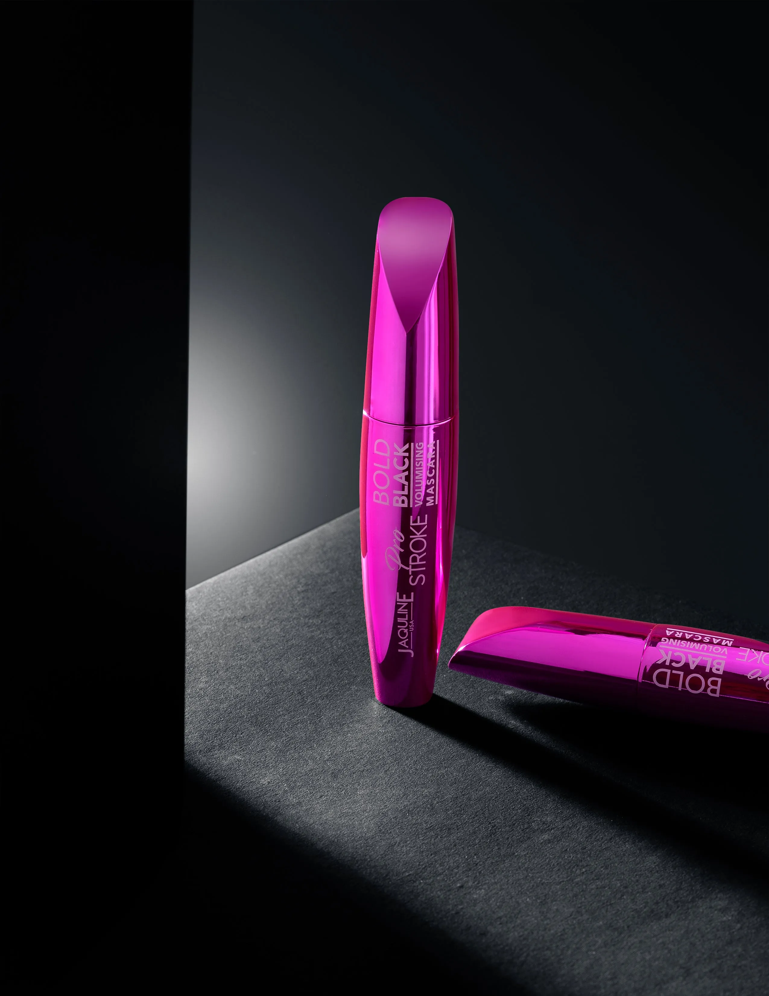 Jaquline USA Pro Stroke Bold Black Volumising Mascara 24Hrs 9.5ml